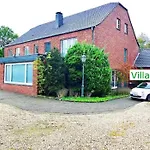فيلة Emg Kempen, In Alleinlage Nah Duesseldorf Und Venlo Mit Pool Und Garten Fuer Familien Gruppen Bis 22 Personen