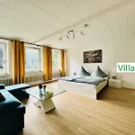 Emg Kempen, In Alleinlage Nah Duesseldorf Und Venlo Mit Pool Und Garten Fuer Familien Gruppen Bis 22 Personen فيلة Tönisvorst