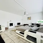 Emg Kempen, In Alleinlage Nah Duesseldorf Und Venlo Mit Pool Und Garten Fuer Familien Gruppen Bis 22 Personen * Tönisvorst