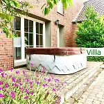 Emg Kempen, In Alleinlage Nah Duesseldorf Und Venlo Mit Pool Und Garten Fuer Familien Gruppen Bis 22 Personen فيلة *