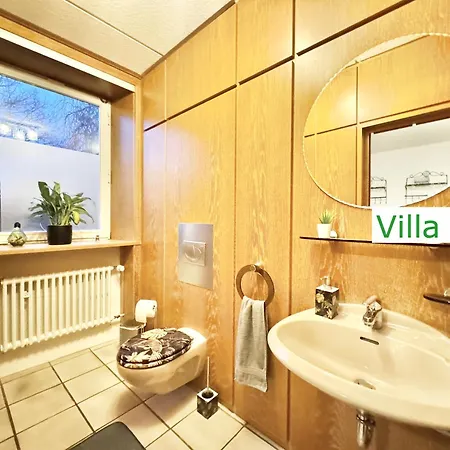 Emg Kempen, In Alleinlage Nah Duesseldorf Und Venlo Mit Pool Und Garten Fuer Familien Gruppen Bis 22 Personen Tönisvorst