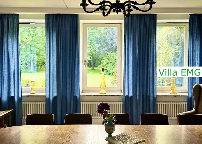 Emg Kempen, In Alleinlage Nah Duesseldorf Und Venlo Mit Pool Und Garten Fuer Familien Gruppen Bis 22 Personen * Tönisvorst