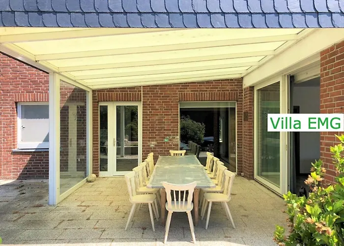 Villa Emg Kempen, In Alleinlage Nah Duesseldorf Und Venlo Mit Pool Und Garten Fuer Familien Gruppen Bis 22 Personen