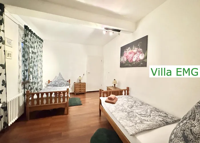 Emg Kempen, In Alleinlage Nah Duesseldorf Und Venlo Mit Pool Und Garten Fuer Familien Gruppen Bis 22 Personen *